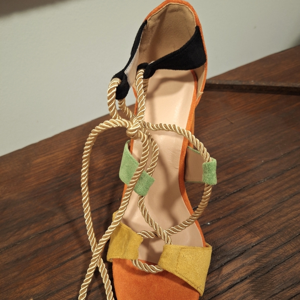 Womens  shoe